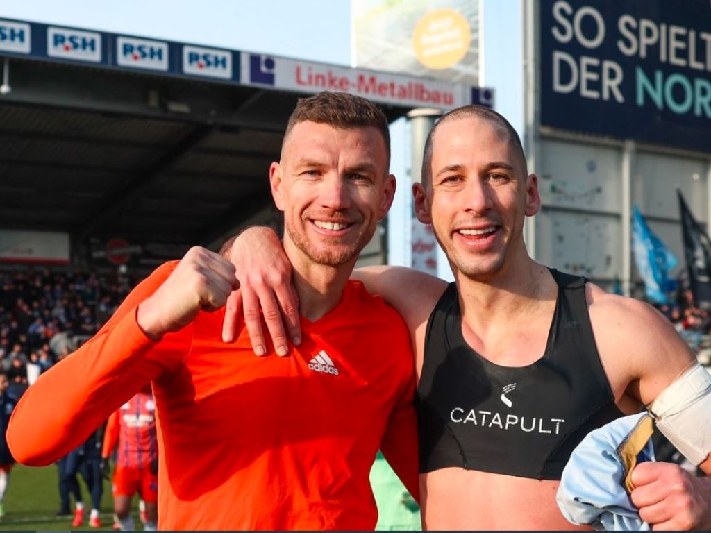 Schalke objavio Džeku i Katića uz poruku: "BRAAAAATE..."