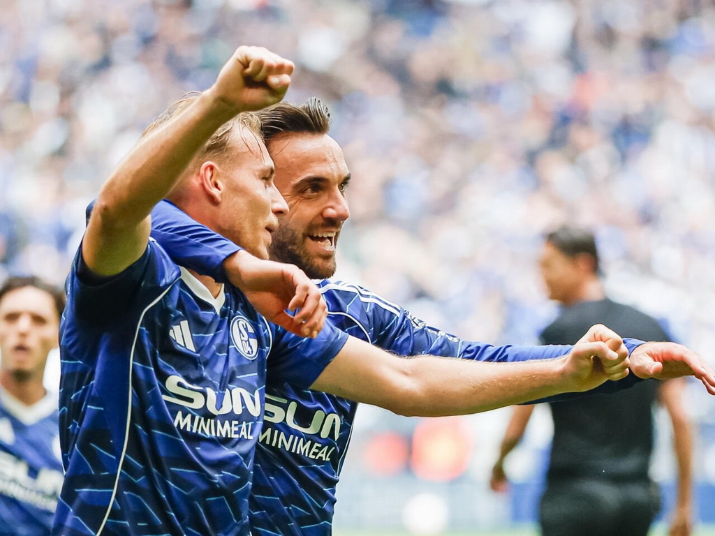 Schalke siguran protiv Münstera, Bundesliga sve bliže