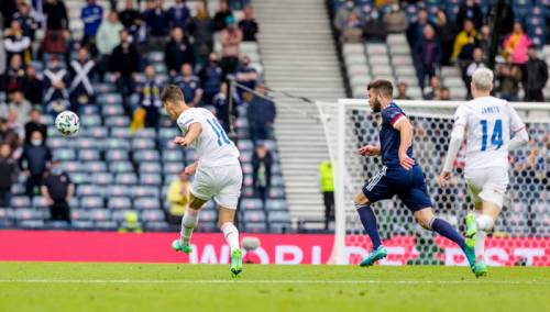 Schickov gol s centra najljepši na Euru