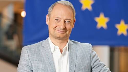 Schieder: BiH je mjesto u EU, zaustaviti Dodika