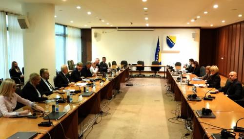 Schmid s bh. parlamentarcima: Izražena zabrinutost zbog aktuelne političke krize
