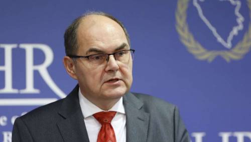 Schmidt čestitao vjernicima Božić: Želim da osjetite radost i zajedništvo