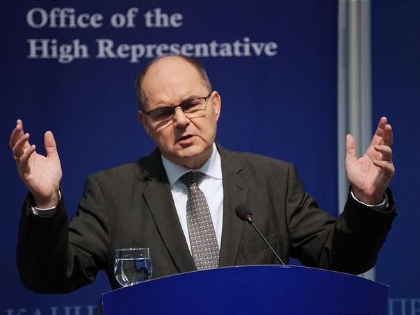 Schmidt: Da sam u odbrani Dodika, dao bih mu malo drugačije savjete