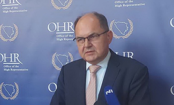 Schmidt: Deblokirat ću trenutno stanje i neće svi biti sretni