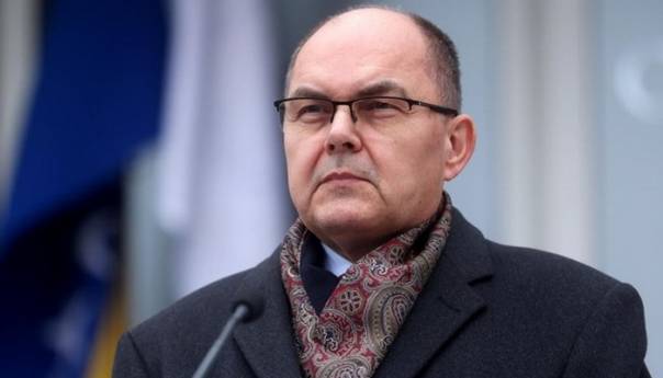 Schmidt: Dodik je u prilici da prokocka jednu važnu šansu