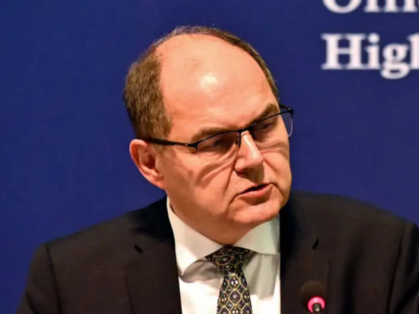 Schmidt: Dodiku se moraju postaviti granice