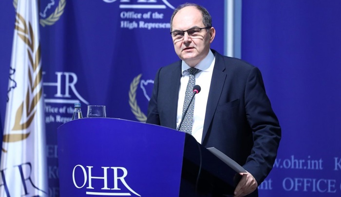 Schmidt: Dodiku treba novac, dobiće ga pod strogim uslovima