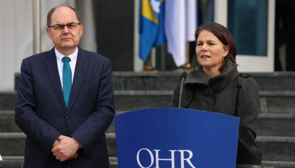 Schmidt i Baerbock: O granicama BiH se ne može pregovarati