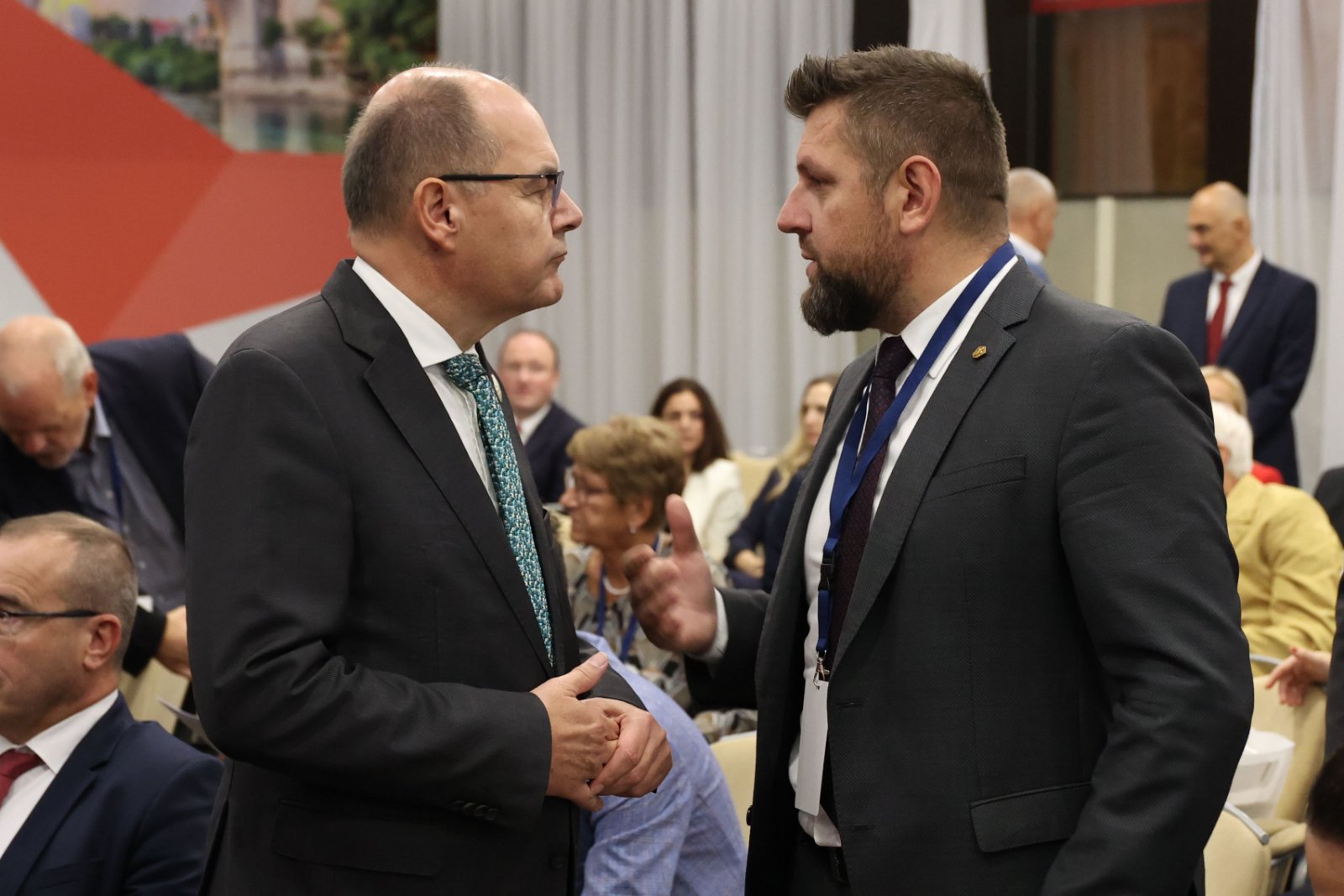 Schmidt ipak s Durakovićem, ali u Sarajevu