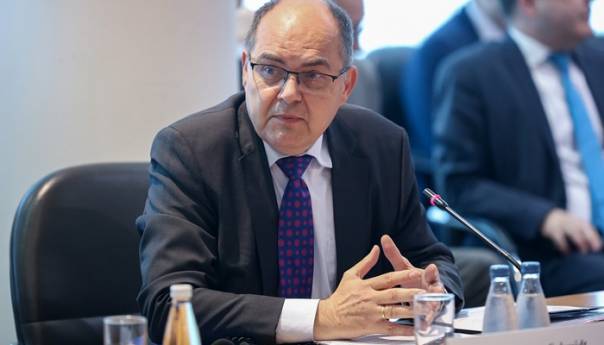 Schmidt: Knežević bio pod pritiskom, krši se Ustav BiH