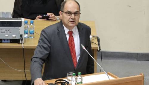 Schmidt: Nisam Ashdown - zakon u NSRS je neprovodiv, a neki neće biti usvojeni