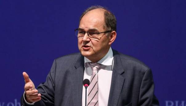 Schmidt: Nisam ovdje da bih se svidio političarima