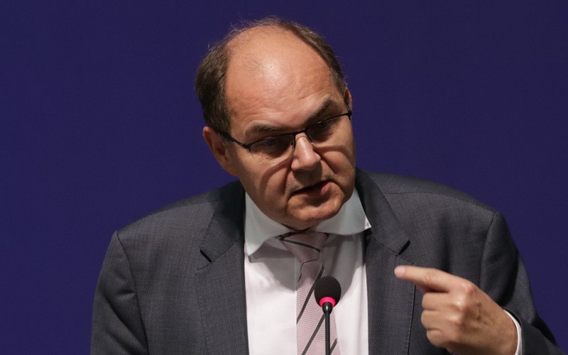 Schmidt: Ovo je 'crvena linija' za korištenje bonskih ovlasti