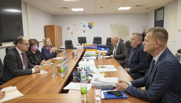 Schmidt posjetio tri ključne državne institucije u Banjoj Luci