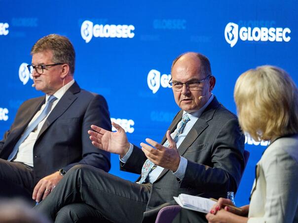 Schmidt: Potrebne posebne strukture za proširenje EU na Zapadni Balkan