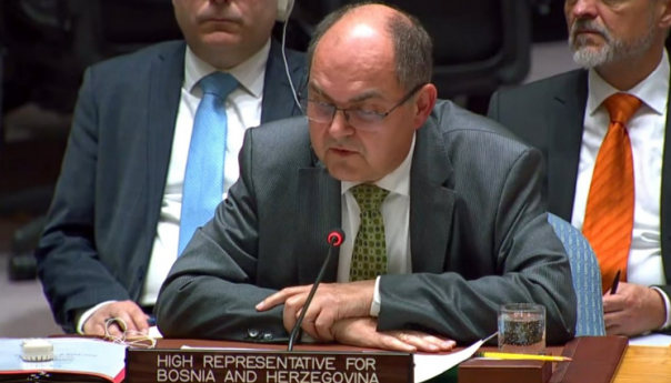 Schmidt pred UN-om pohvalio ulogu reisa Kavazovića