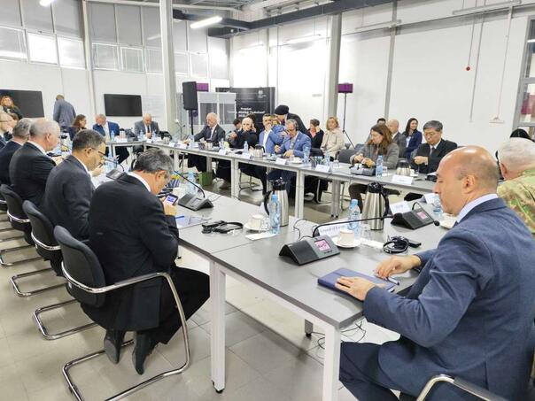 Schmidt sa ambasadorima PIC-a: Građani BiH nikada više ne smiju biti žrtve!