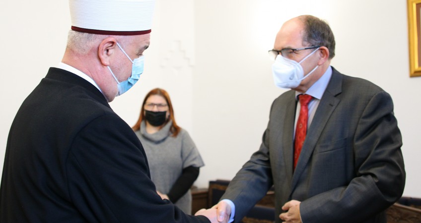 Schmidt sa reisom: Ključna zadaća zadržati mlade u BiH