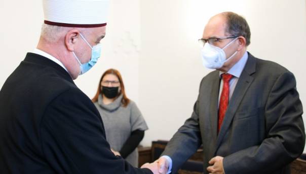 Schmidt sa reisom: Ključna zadaća zadržati mlade u BiH