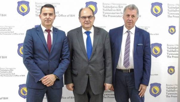 Schmidt: Tužilaštvo mora brzo ispitati navode o pokušajima izborne krađe