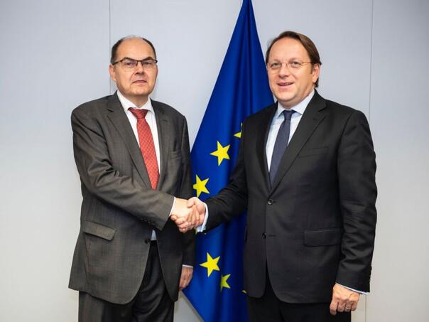 Schmidt u Briselu pozvao bh. lidere da ne gube reformski zamah