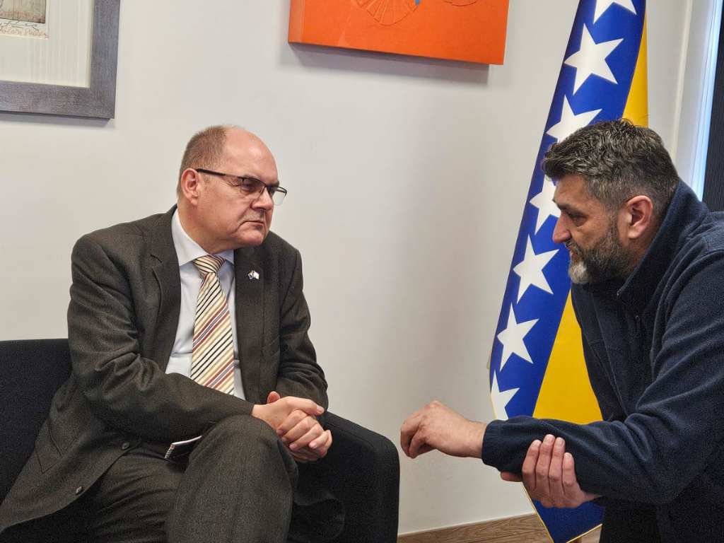Schmidt u Potočarima: Osigurati rad MC Srebrenica u sigurnom okruženju