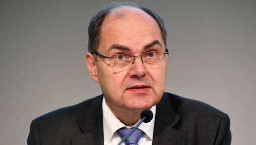 Schmidt u SAD: Avanturističke inicijative iz RS