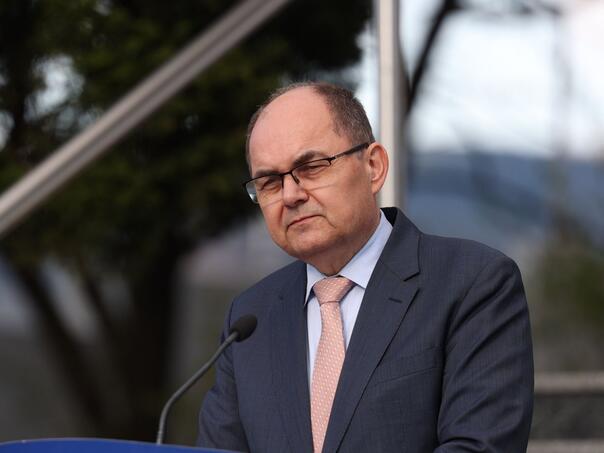 Schmidt zvaničnicima EU: Režim iz RS ugrožava ustavni poredak