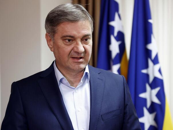 Schmidtov zakon stupa na snagu, ako možete promjeniti koaliciju - bujrum