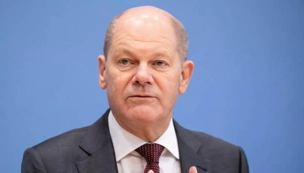 Scholz: NATO neće vojno intervenirati u Ukrajini