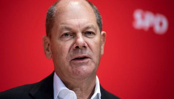 Scholz obećao da će njegova vlada pobijediti bitku protiv pandemije