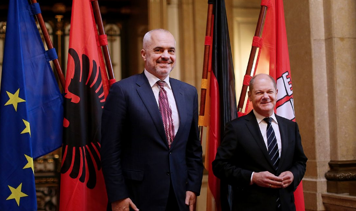Scholz očekuje konstruktivne rezultate od evropskog prijedloga o Kosovu