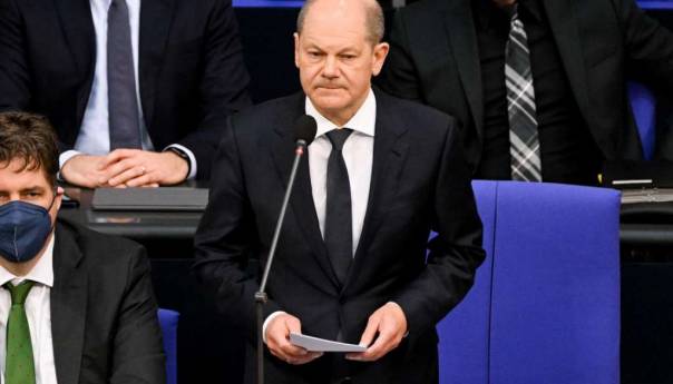 Scholz osudio Iran zbog korištenja smrtne kazne nad demonstrantima