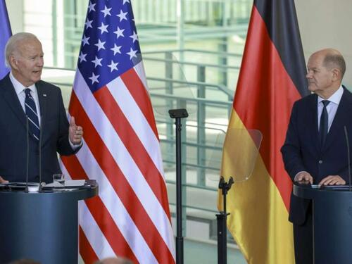 Scholz poručio Bidenu: Vašem rukovodstvu treba zahvaliti što je Putinov plan propao