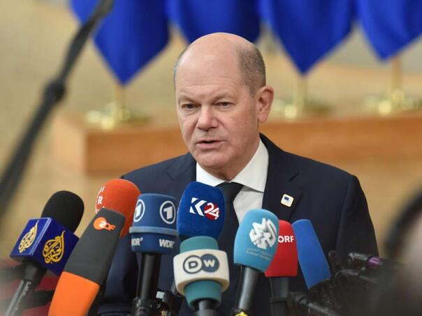 Scholz se danas obraća Bundestagu