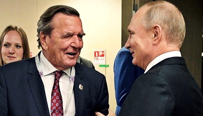 Schroeder: Putin želi ispregovarati rješenje za rat