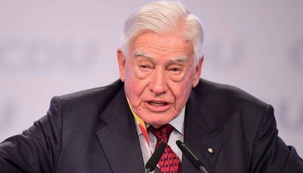 Schwarz-Schilling: Posljednji je čas da se Dodik zaustavi