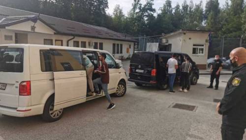 SDA Bihać: Pozdravljamo dogovor o izmještanju migranata iz Bire