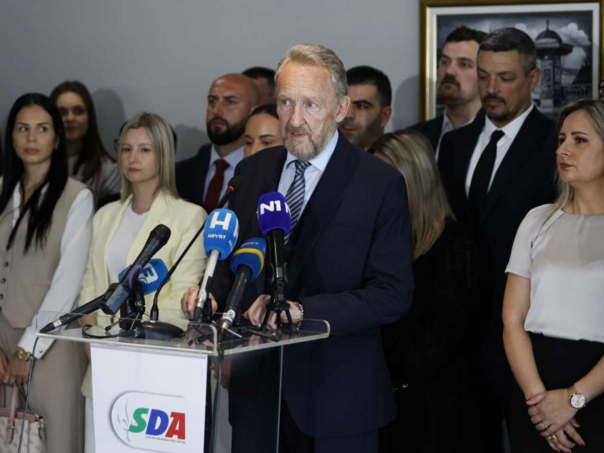 SDA: Iz SDP-a optužuju SDA za ono što je Bećirović zaista izgovorio
