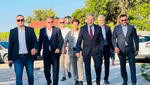 SDA: Izbjegnimo zamku međusobnih sukoba, udružimo se u interesu države BiH
