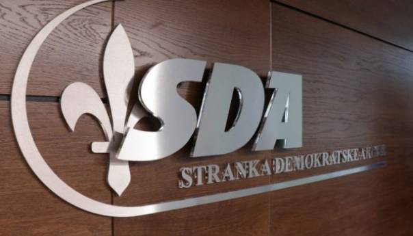 SDA KS: Forto i Vlada da se počnu baviti pandemijom ili podnesu ostavke