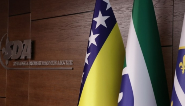 SDA KS: TVSA ne pripada strankama, već građanima