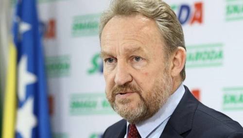SDA: Naša stranka mora objasniti šta se desilo preko vikenda i čime ih je HDZ 'ubijedio'