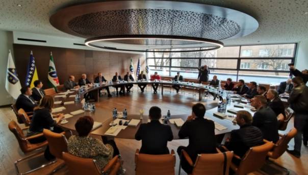 SDA o sankcijama: Tražimo da Ambasada SAD objavi dokaze