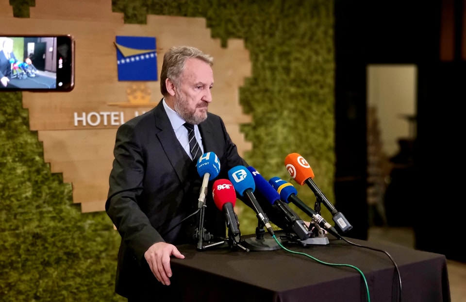 SDA održala sjednicu Predsjedništva, usvojeno šest zaključaka