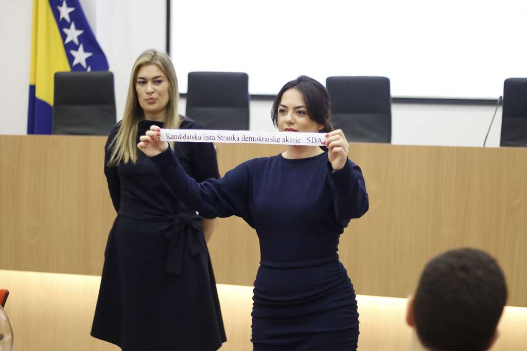 SDA osigurala 12 delegata u Klubu Bošnjaka u Domu naroda FBiH