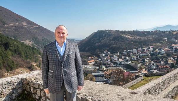 SDA pobijedila 'Trojku', Kenan Dautović novi načelnik Travnika