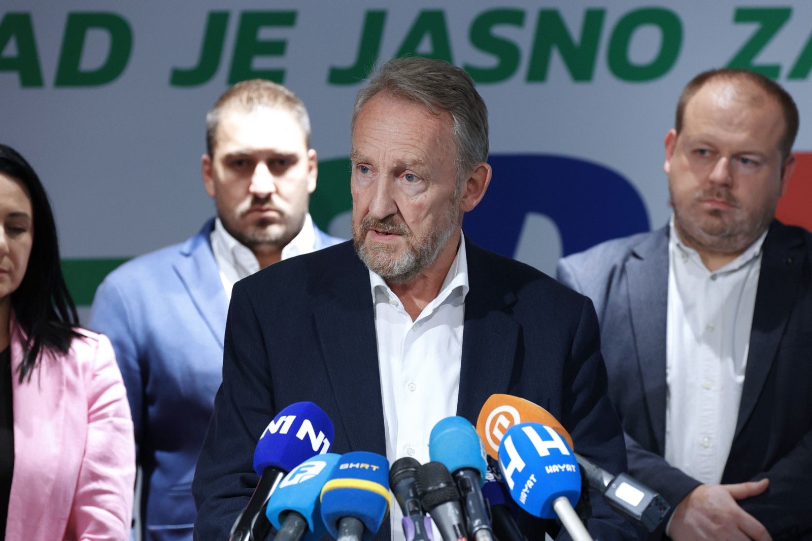 SDA pokreće spor: Dodik ne može ostati predsjednik SNSD-a