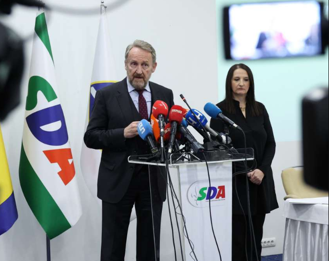 SDA: Postoje 'crvene linije' ispod kojih se ne smije ići