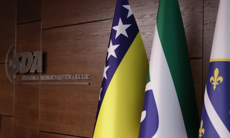 SDA: Premijer koji vrijeđa branioce i sramoti Sarajevo mora otići